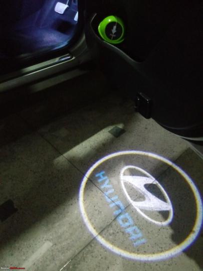 Autobeam™ Car Puddle Logo Projector Light